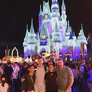 Meet your Posher, Claudia